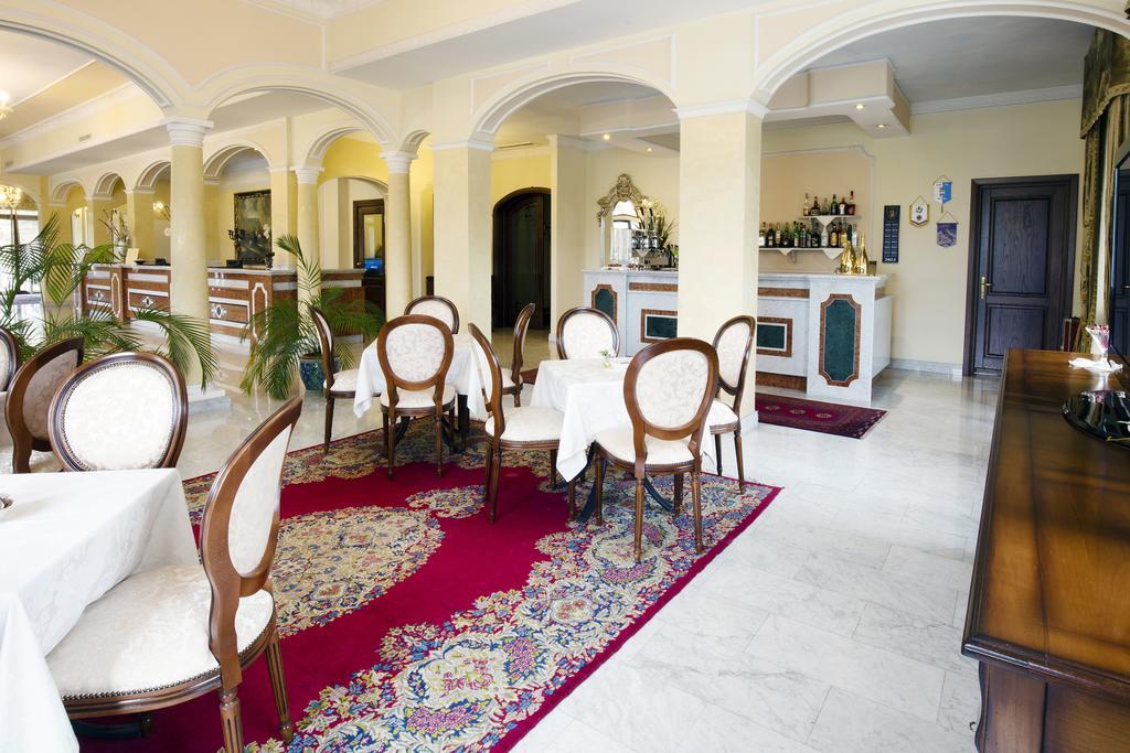 Grand Hotel President Olbia Exterior photo