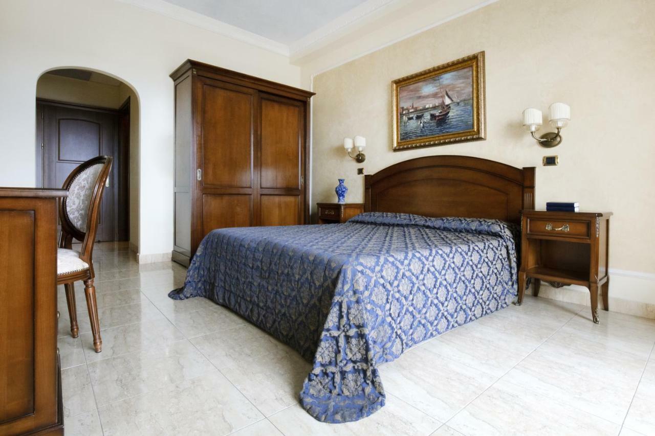 Grand Hotel President Olbia Exterior photo