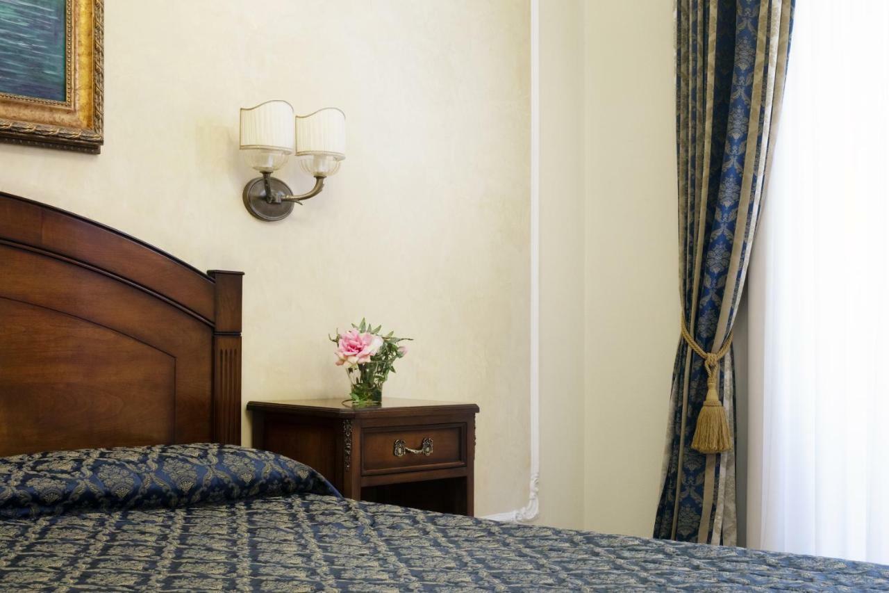 Grand Hotel President Olbia Exterior photo